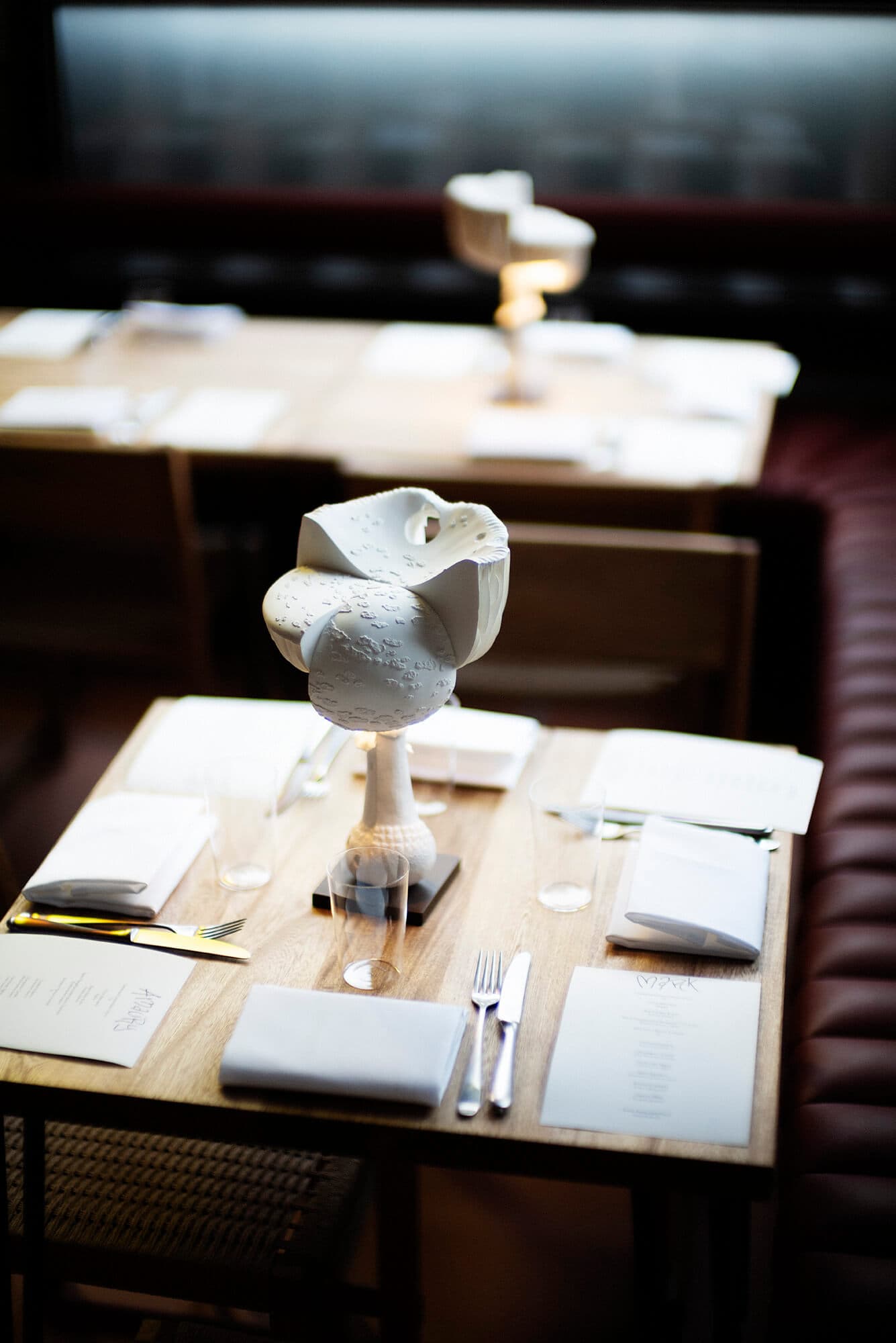brutalisten-bobo-restaurant-glassware.jpg